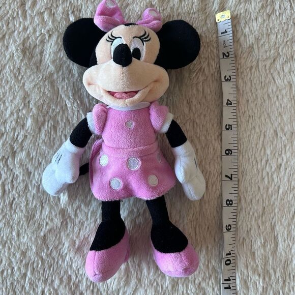 Minnie Mouse stuffed doll - Picture 14 of 14